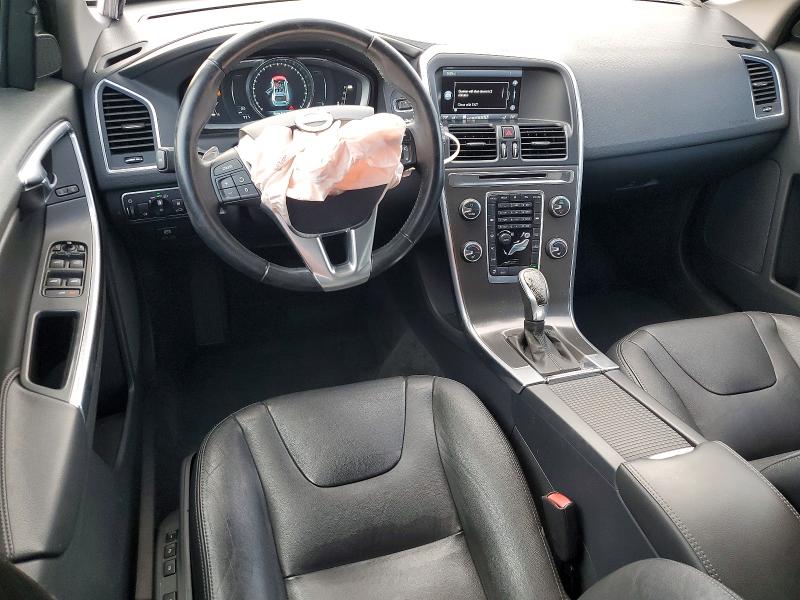 Photo 8 from auction – 2015 VOLVO XC60 T6 PR with VIN YV4902RC6F2610656