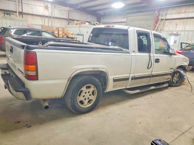 Photo 3 from auction – 2001 CHEVROLET SILVERADO with VIN 2GCEC19T811356153