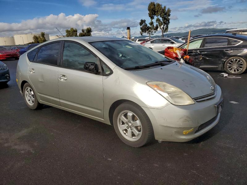 Photo 4 from auction – 2004 TOYOTA PRIUS with VIN JTDKB20UX40114546