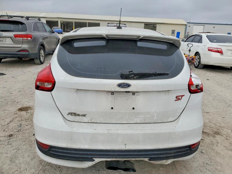 Photo 6 from auction – 2015 FORD FOCUS ST with VIN 1FADP3L91FL304119