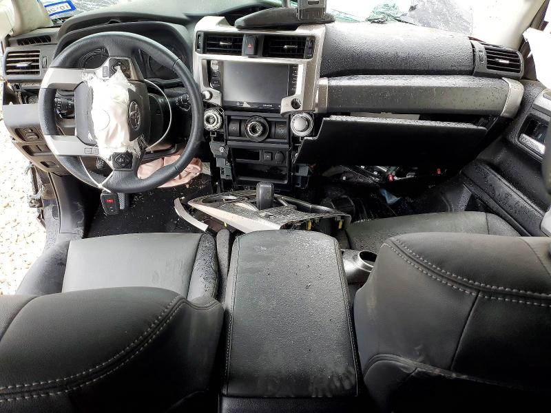 Photo 8 from auction – 2022 TOYOTA 4RUNNER with VIN JTEFU5JR3N5270340