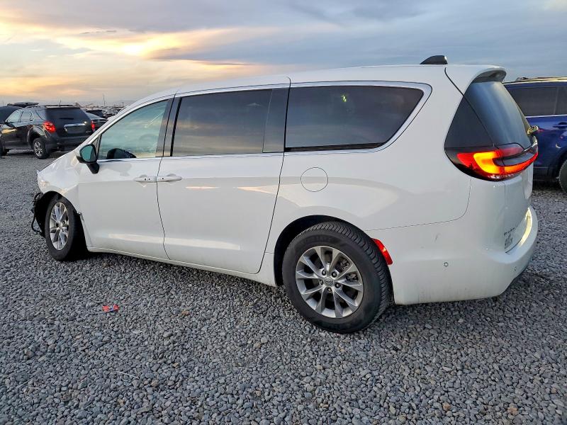 Photo 2 from auction – 2023 CHRYSLER PACIFICA T with VIN 2C4RC3BG5PR609773