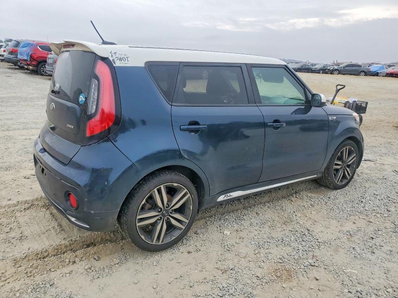 Photo 3 from auction – 2018 KIA SOUL with VIN KNDJP3A54J7576985