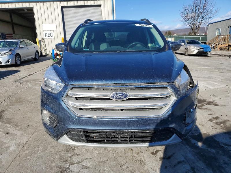 Photo 5 from auction – 2018 FORD ESCAPE SE with VIN 1FMCU9GD6JUB03198