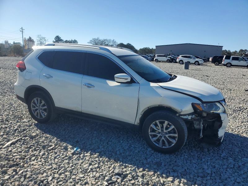 Photo 4 from auction – 2018 NISSAN ROGUE S with VIN KNMAT2MV1JP557070