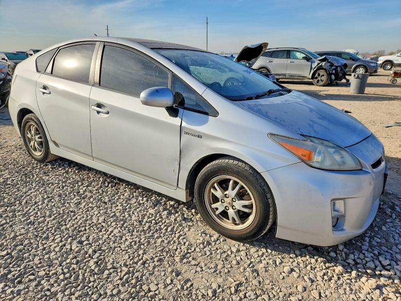 Photo 4 from auction – 2011 TOYOTA PRIUS with VIN JTDKN3DU3B0292917