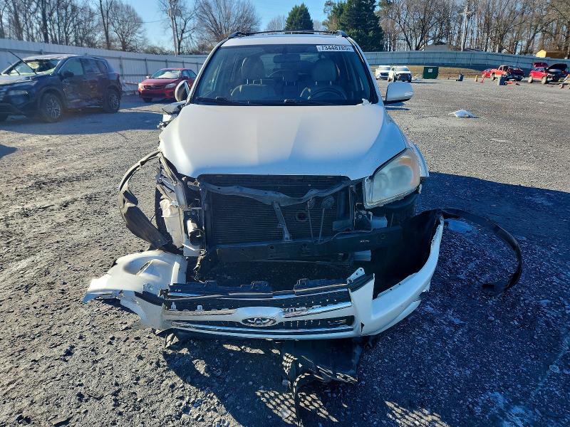 Photo 5 from auction – 2009 TOYOTA RAV4 LIMIT with VIN JTMBK31V495083396