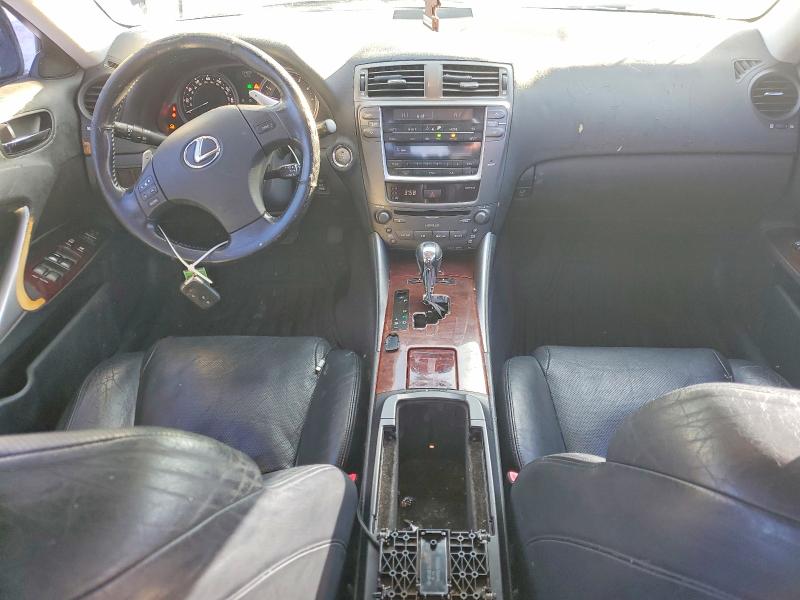 Photo 8 from auction – 2006 LEXUS IS 250 with VIN JTHCK262262007572