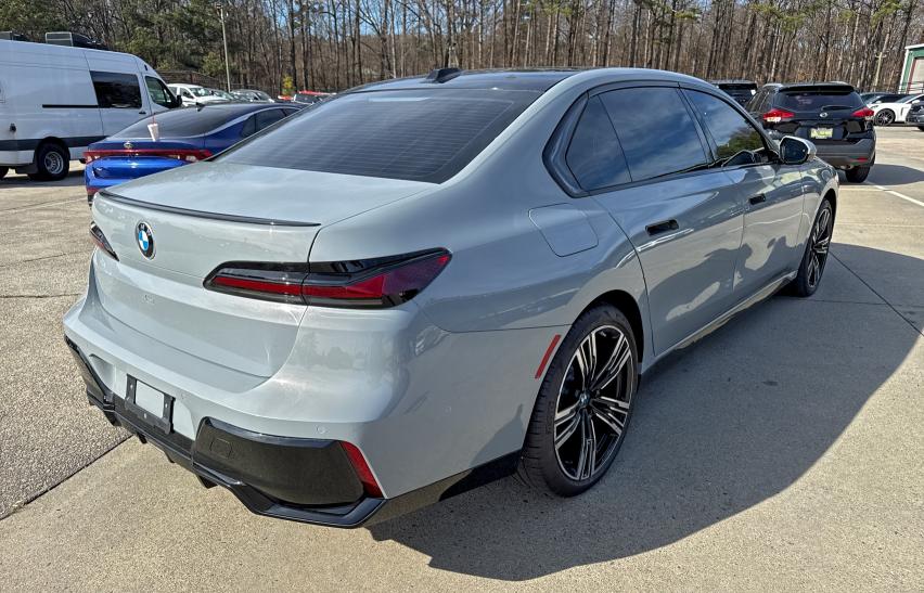 Photo 4 from auction – 2023 BMW 740 I with VIN WBA23EH00PCM28450