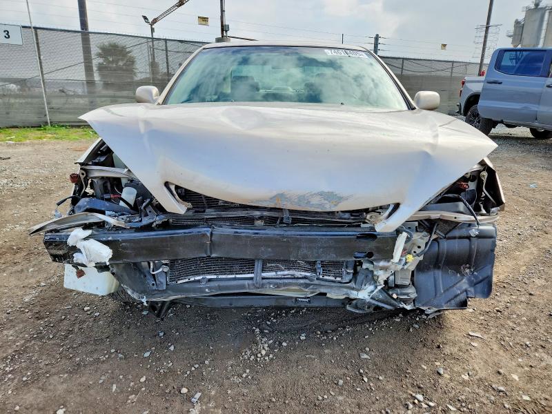 Photo 5 from auction – 2004 TOYOTA CAMRY with VIN 4T1BF32K74U064392