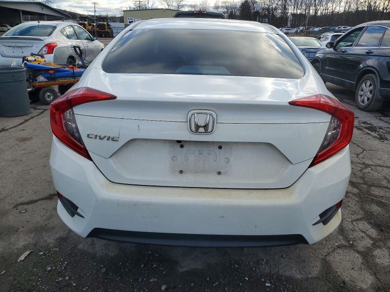 Photo 6 from auction – 2018 HONDA CIVIC LX with VIN 2HGFC2F56JH562936