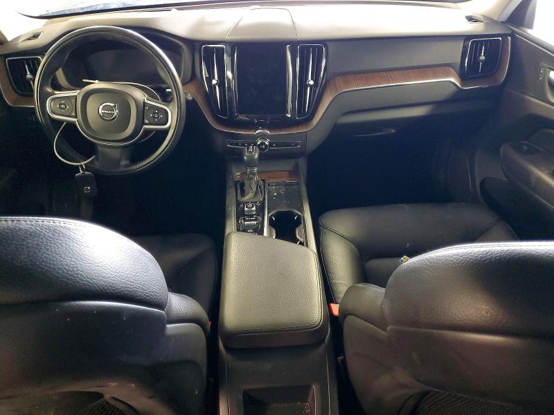 Photo 8 from auction – 2021 VOLVO XC60 T5 MO with VIN YV4102DK3M1808853