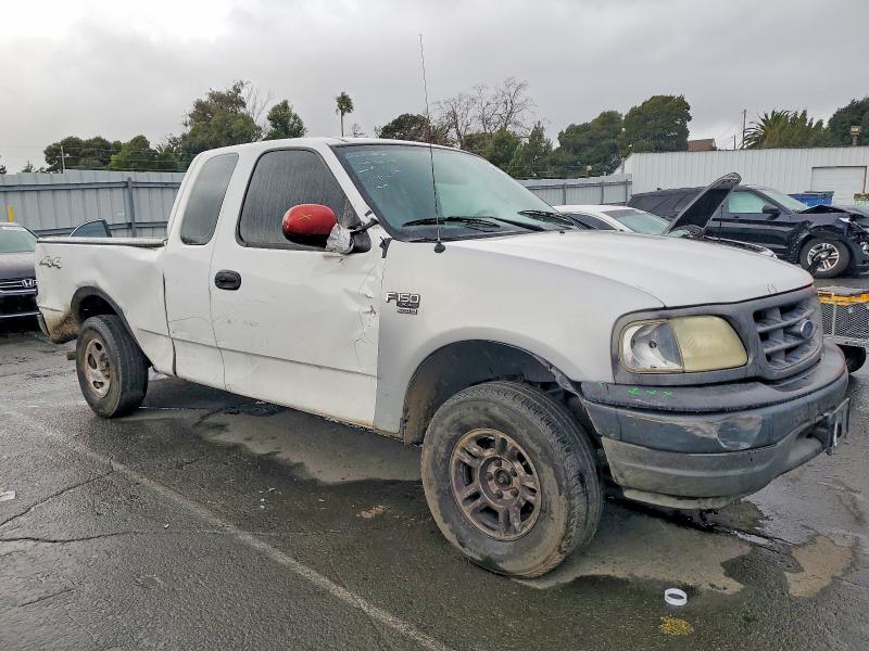 Photo 4 from auction – 2003 FORD F150 with VIN 2FTRX18W33CA94857