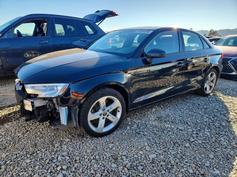 AUDI A3 PREMIUM 2018 with VIN WAUAUGFF6J1022400 - Photo from auction
