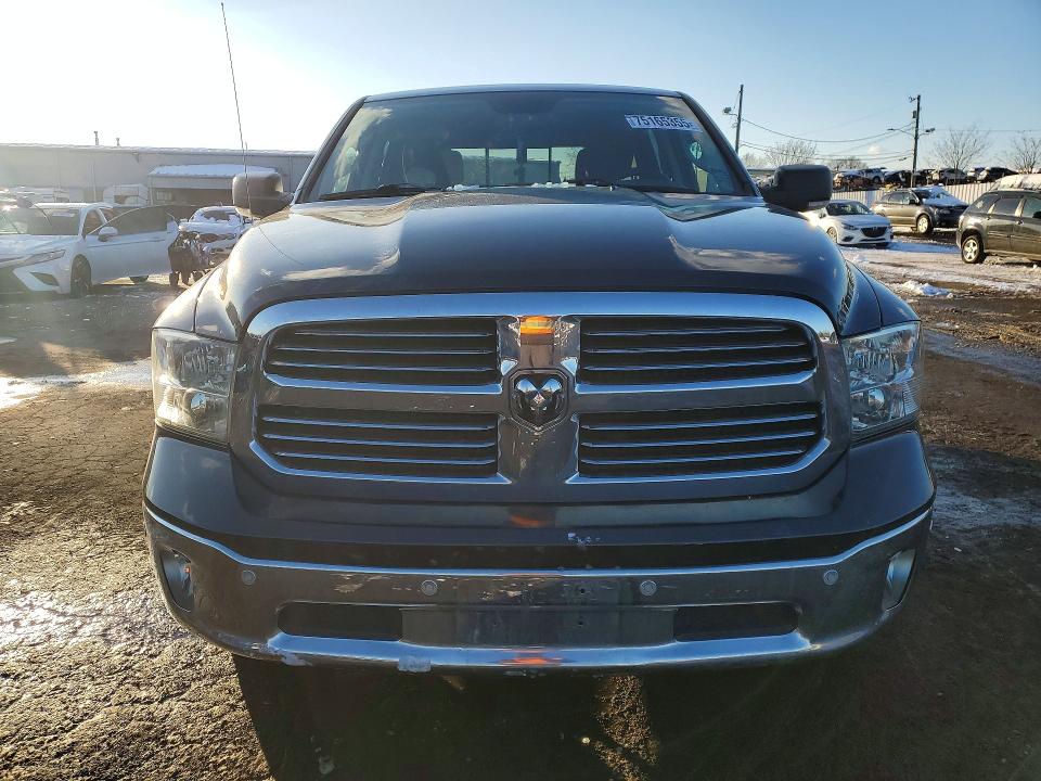 Photo 5 from auction – 2016 RAM 1500 with VIN 1C6RR7LT0GS220465