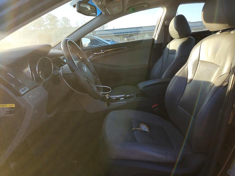 Photo 7 from auction – 2012 HYUNDAI SONATA with VIN 5NPEC4AC2CH454559