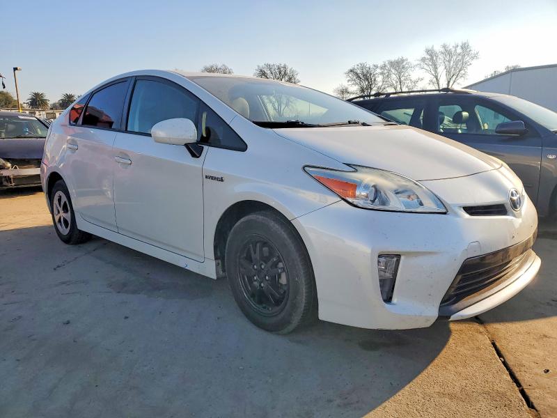 Photo 4 from auction – 2015 TOYOTA PRIUS with VIN JTDKN3DU6F1909873