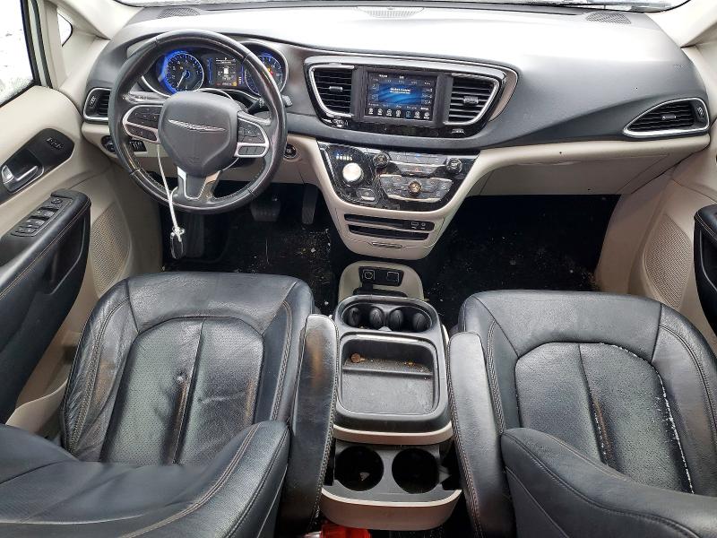 Photo 8 from auction – 2020 CHRYSLER PACIFICA T with VIN 2C4RC1BG3LR106595