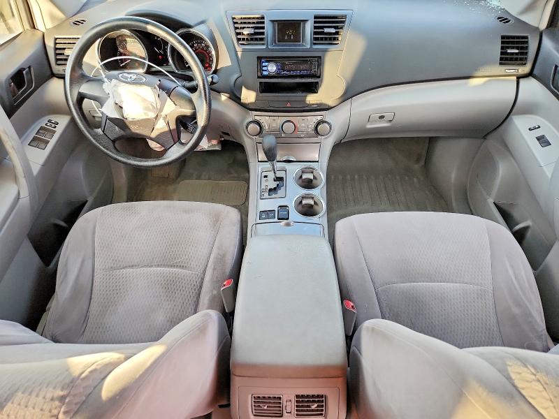Photo 8 from auction – 2010 TOYOTA HIGHLANDER with VIN JTEBK3EH8A2154038