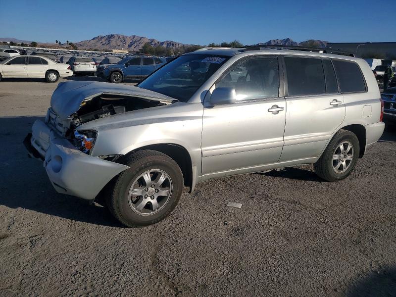 TOYOTA HIGHLANDER 2004 with VIN JTEDP21A940014030 - Photo from auction