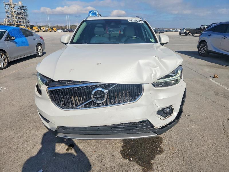 Photo 5 from auction – 2021 VOLVO XC40 with VIN YV4162UK7M2452304
