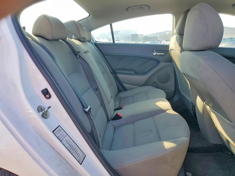 Photo 10 from auction – 2016 KIA FORTE with VIN KNAFX4A66G5439309