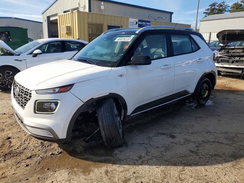 HYUNDAI VENUE 2024 with VIN KMHRC8A35RU327436 - Photo from auction