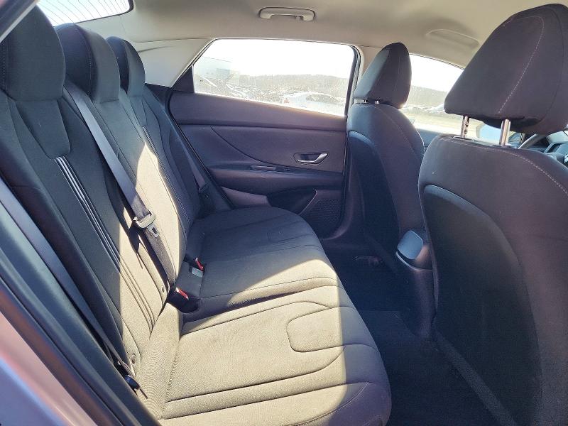 Photo 10 from auction – 2023 HYUNDAI ELANTRA SE with VIN 5NPLM4AG8PH104527