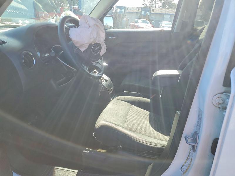Photo 7 from auction – 2015 JEEP PATRIOT with VIN 1C4NJPBB6FD296427