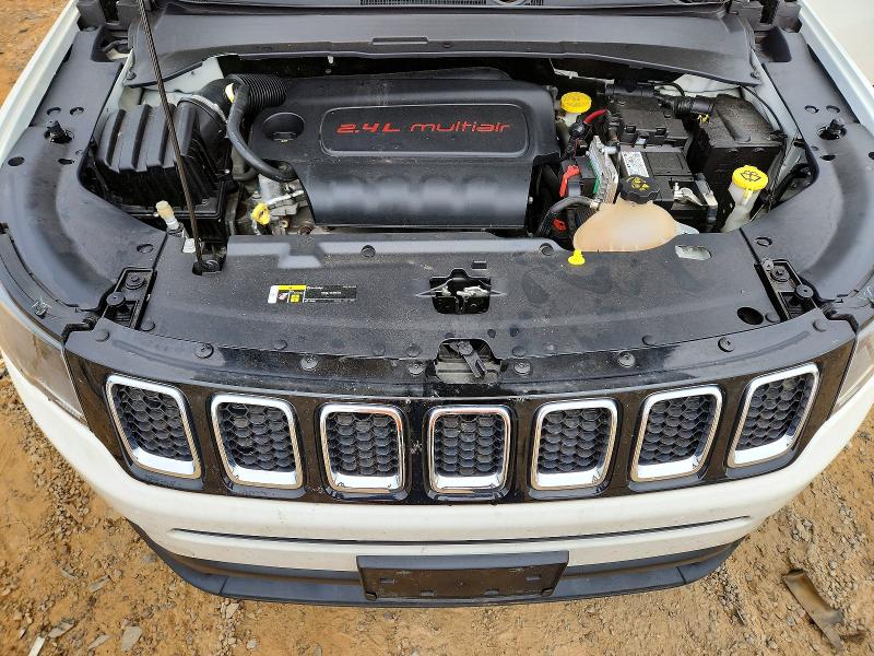 Photo 12 from auction – 2018 JEEP COMPASS with VIN 3C4NJCAB2JT107155