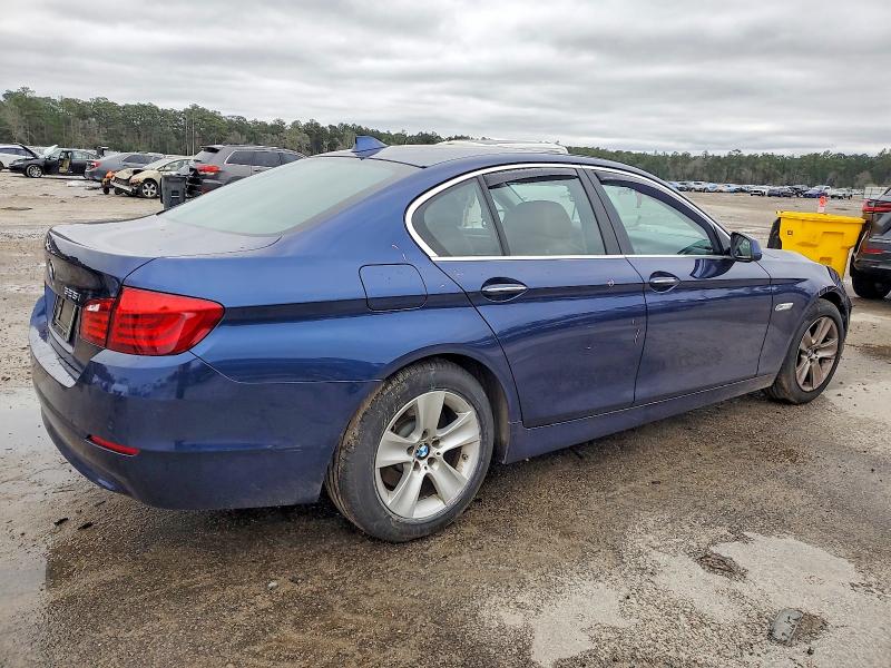 Фото 3 с аукциона – 2013 BMW 528 I с VIN WBAXG5C53DDY32474