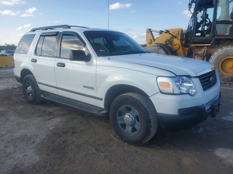 Photo 4 from auction – 2006 FORD EXPLORER X with VIN 1FMEU62E26UA67038