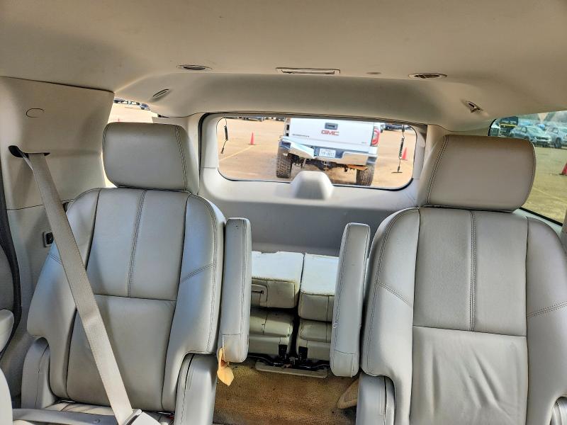 صورة رقم 10 من المزاد - 2011 CHEVROLET TAHOE مع VIN 1GNSCBE03BR285772