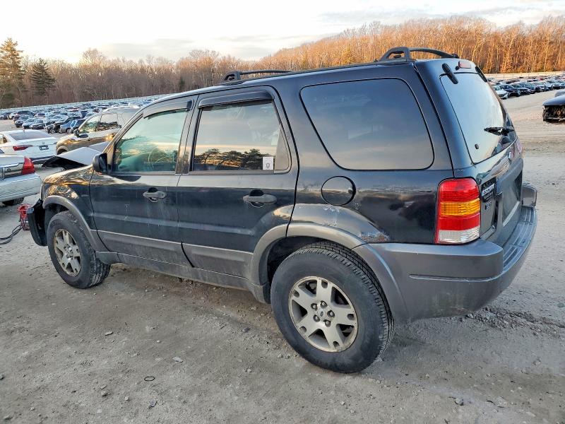 Photo 2 from auction – 2004 FORD ESCAPE with VIN 1FMCU93184KB38742