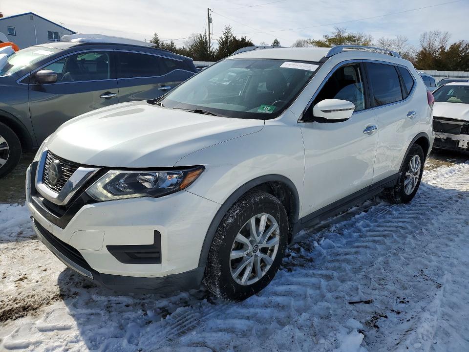 NISSAN ROGUE 2018 with VIN KNMAT2MV7JP618874 - Photo from auction
