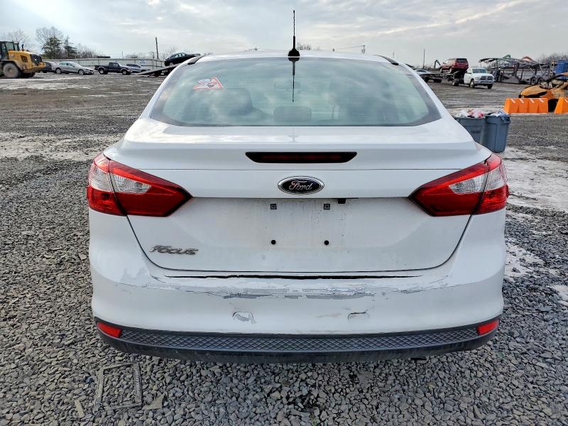 Photo 6 from auction – 2013 FORD FOCUS S with VIN 1FADP3E25DL132867