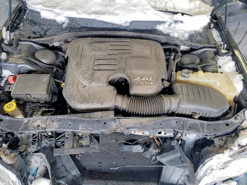 Photo 11 from auction – 2019 CHRYSLER 300 with VIN 2C3CCAAG7KH590643