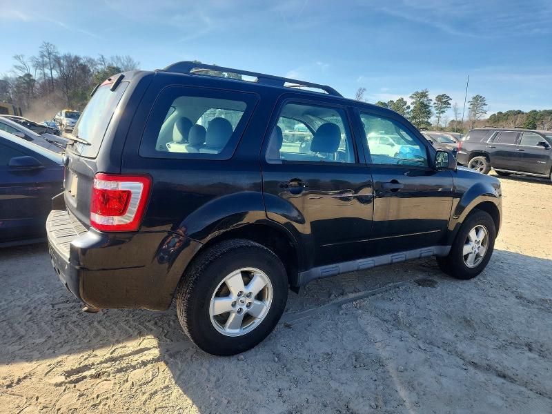 Photo 3 from auction – 2012 FORD ESCAPE XLS with VIN 1FMCU0C77CKC35171