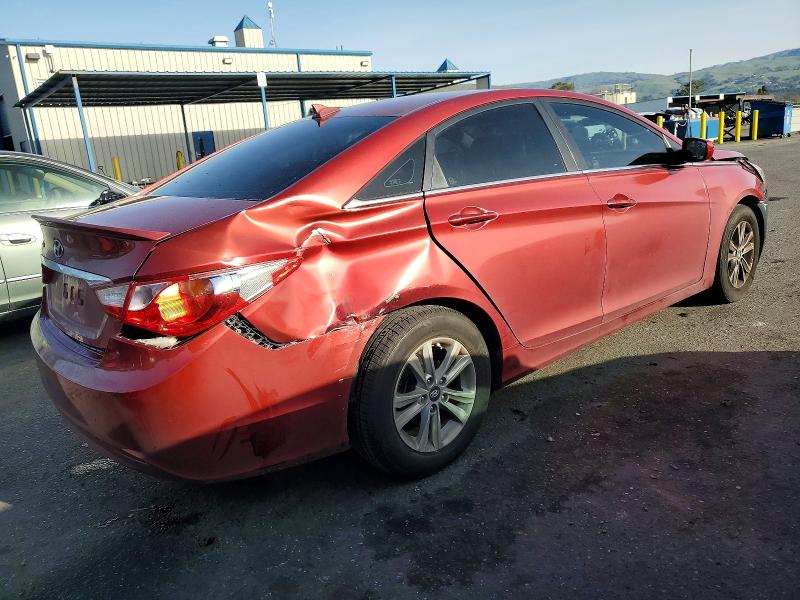 Photo 3 from auction – 2013 HYUNDAI SONATA with VIN 5NPEB4AC2DH689564