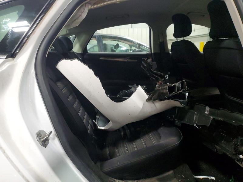Photo 10 from auction – 2016 FORD FUSION SE with VIN 3FA6P0H73GR341853
