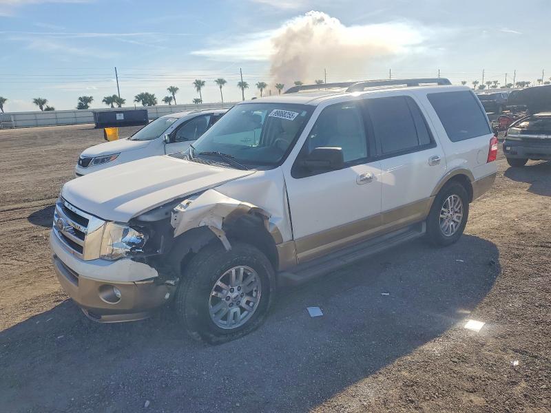 FORD EXPEDITION 2011 with VIN 1FMJU1J52BEF47149 - Photo from auction