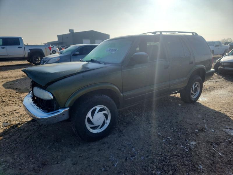 CHEV BLAZER 2001 with VIN 1GNDT13W21K208473 - Photo from auction