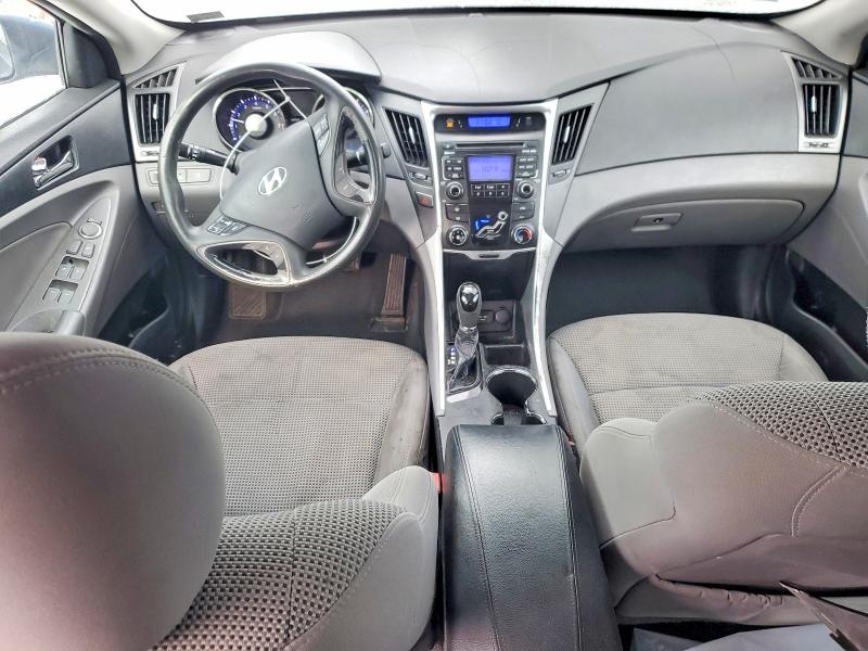 Photo 8 from auction – 2011 HYUNDAI SONATA GLS with VIN 5NPEB4AC5BH249934