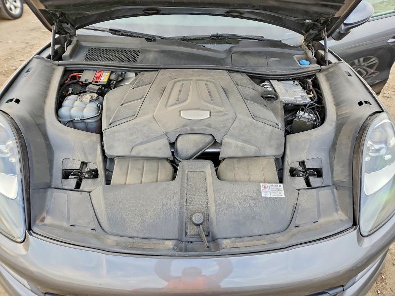 Photo 12 from auction – 2019 PORSCHE CAYENNE with VIN WP1AA2AY1KDA06241