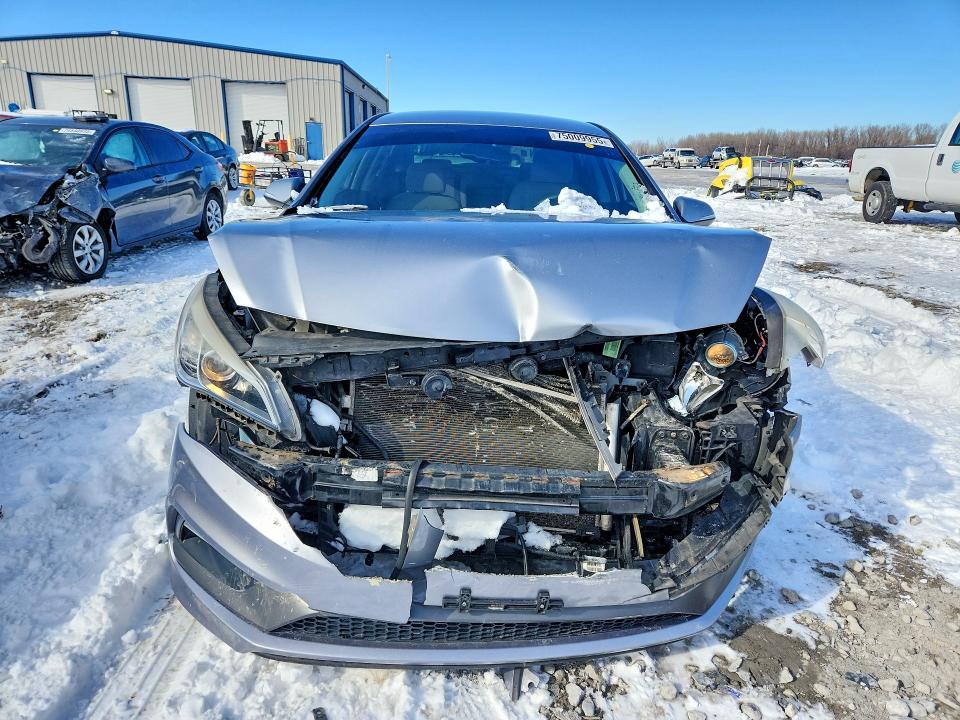 Photo 5 from auction – 2015 HYUNDAI SONATA SPO with VIN 5NPE34AF8FH222787