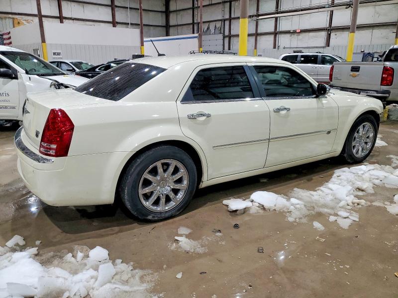 Photo 3 from auction – 2008 CHRYSLER 300C with VIN 2C3LA63H28H335979