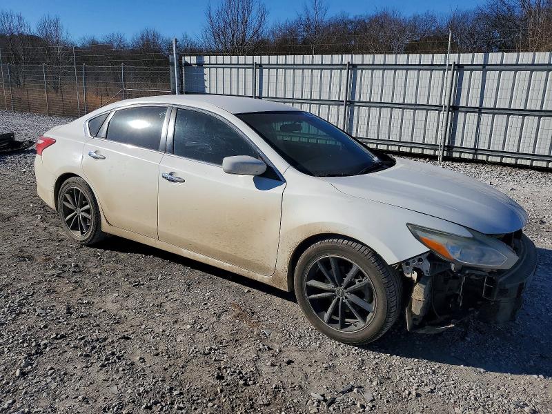 Photo 4 from auction – 2016 NISSAN ALTIMA 2.5 with VIN 1N4AL3AP1GN314316