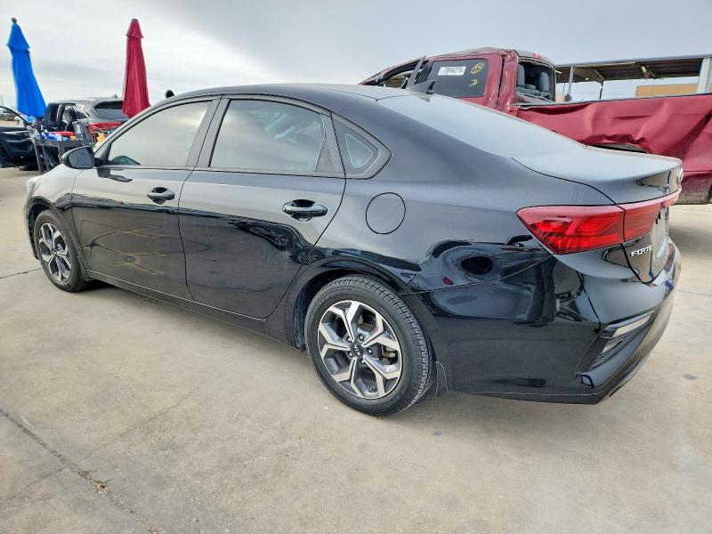 Photo 2 from auction – 2021 KIA FORTE with VIN 3KPF24AD5ME289239