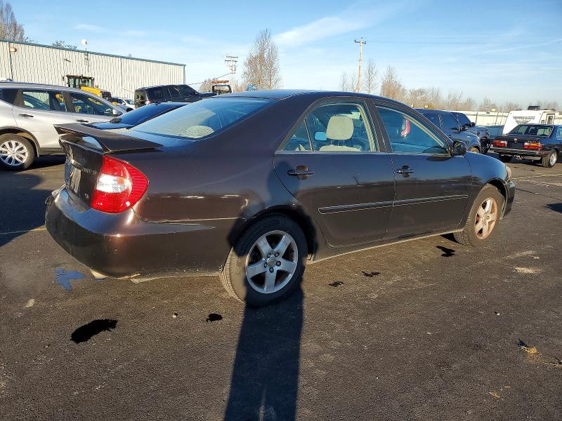 Photo 3 from auction – 2003 TOYOTA CAMRY LE with VIN JTDBF32K730110751