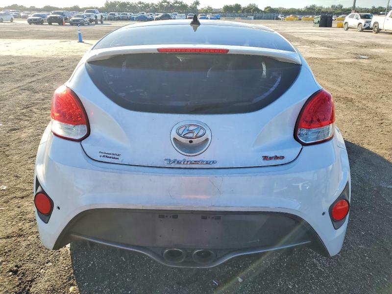 Photo 6 from auction – 2016 HYUNDAI VELOSTER with VIN KMHTC6AE2GU275966